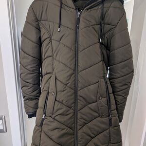 Avenue Dark Green Quilted Puffer Coat